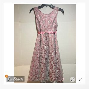 Size 14 Elegant Pink Lace Kids Formal Dress